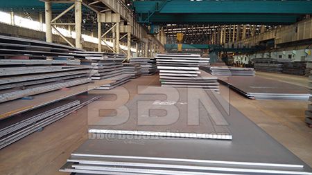 Delivery state and production process of 15MnNi steel plate