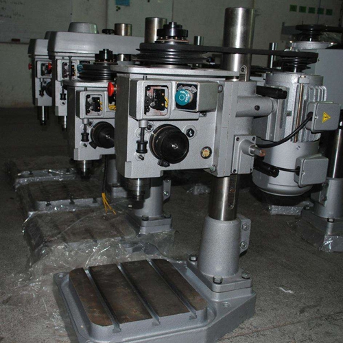 数控多轴攻丝机CNC multi-axis tapping machine.jpg